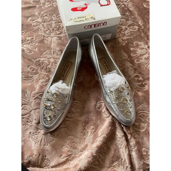 NWT Vintage Leather Metallic Silver Studs Jewels Loafers‎  Ballet Flat Size 7 - Picture 2 of 4